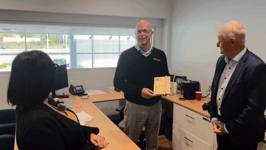 Frédéric Racine, pour le Groupe Autoforce, récipiendaire du prix Impact